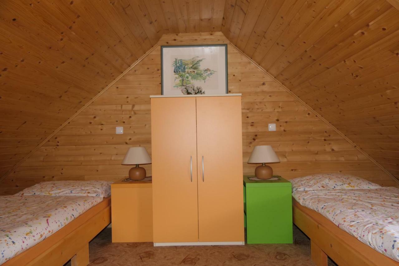 Apartments And Rooms Brunko เบลด ภายนอก รูปภาพ
